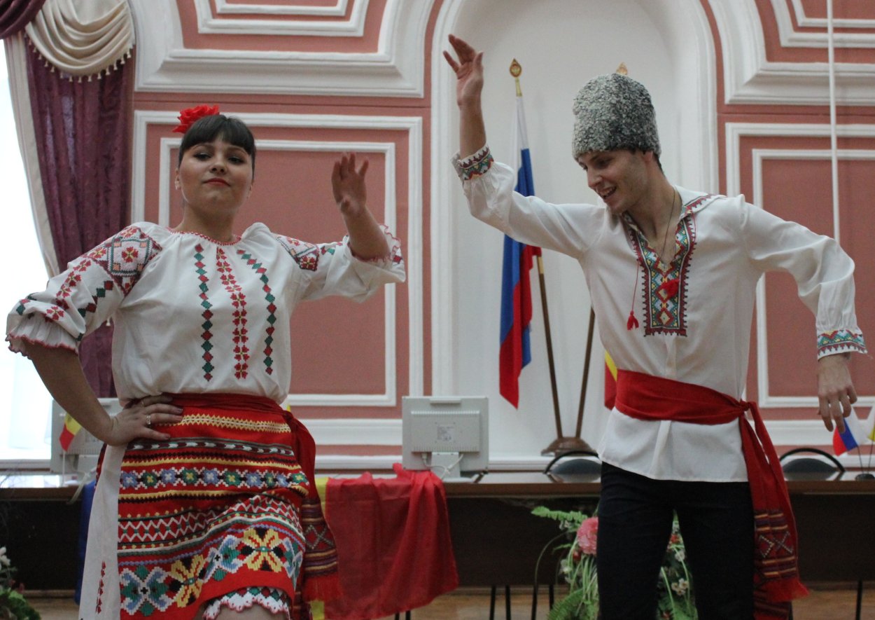 Свадьба в молдавском стиле