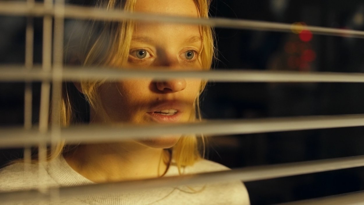 Лена Тронина в сериале триггер