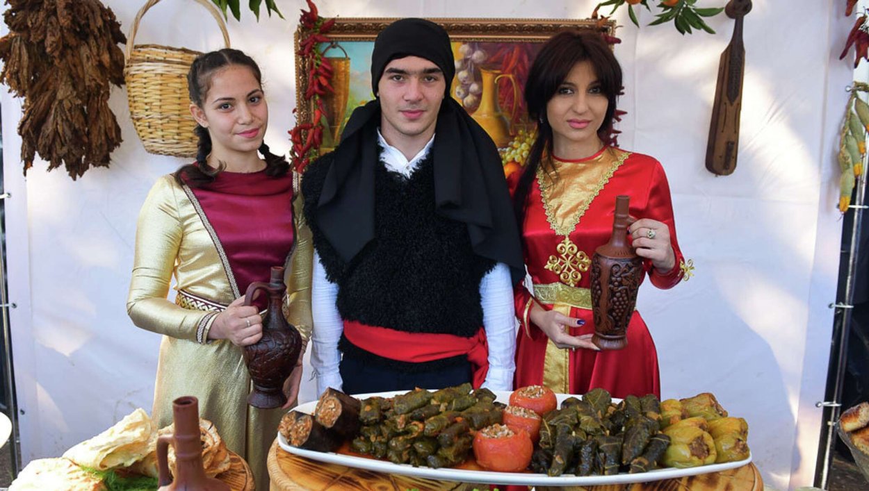 Абхазия мужчины