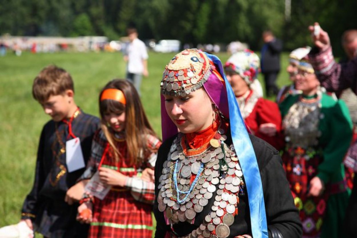Перепечи Бурановские бабушки