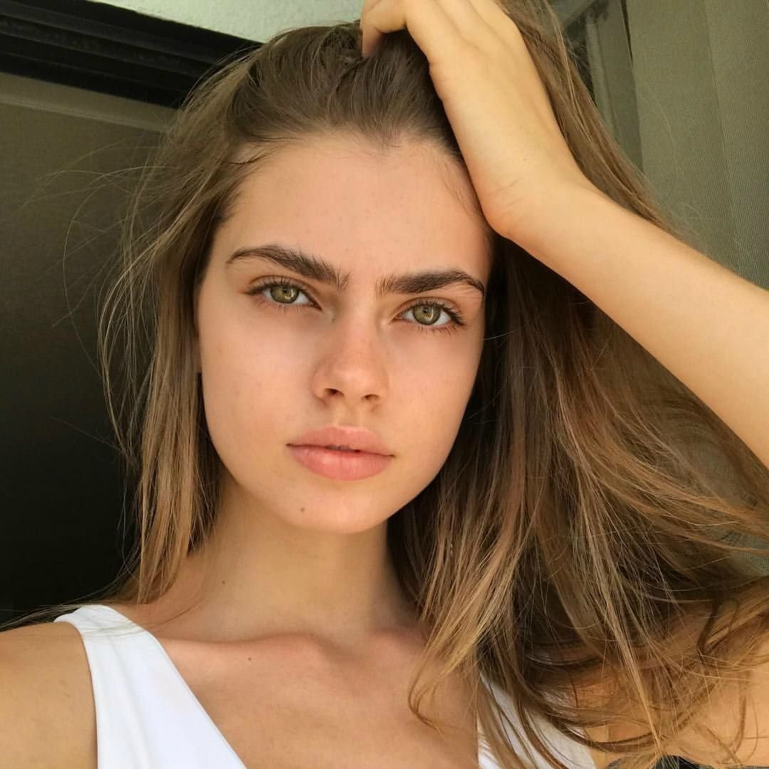 Кара Делевинь