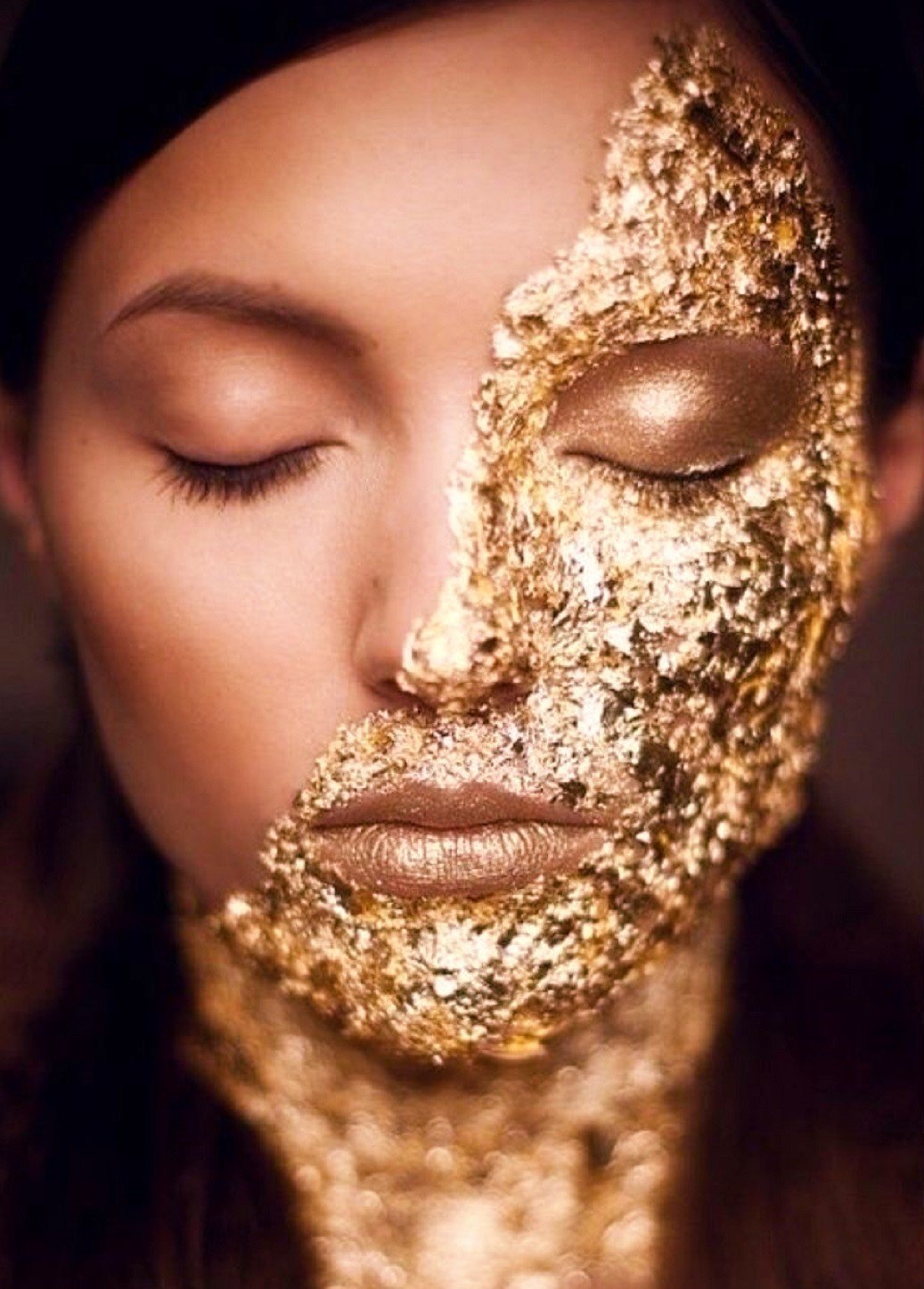 Жидкое золото для макияжа
