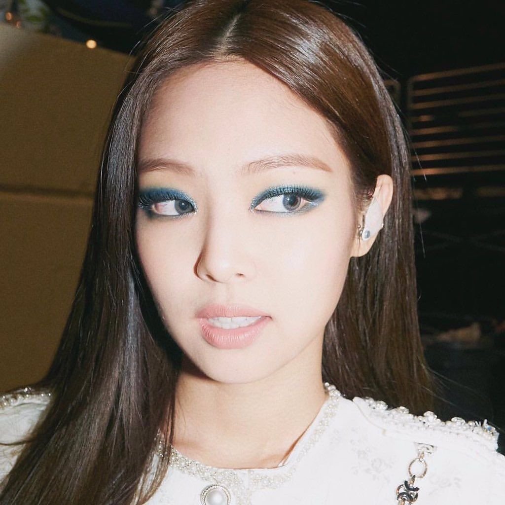 Макияж BLACKPINK Дженни