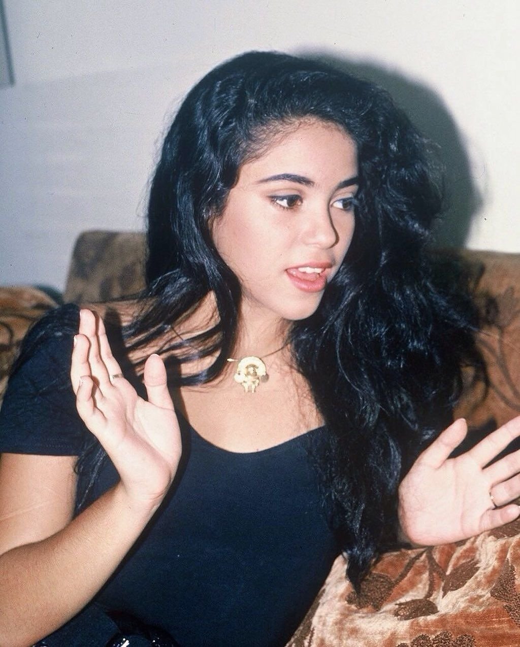 Shakira в молодости 1990
