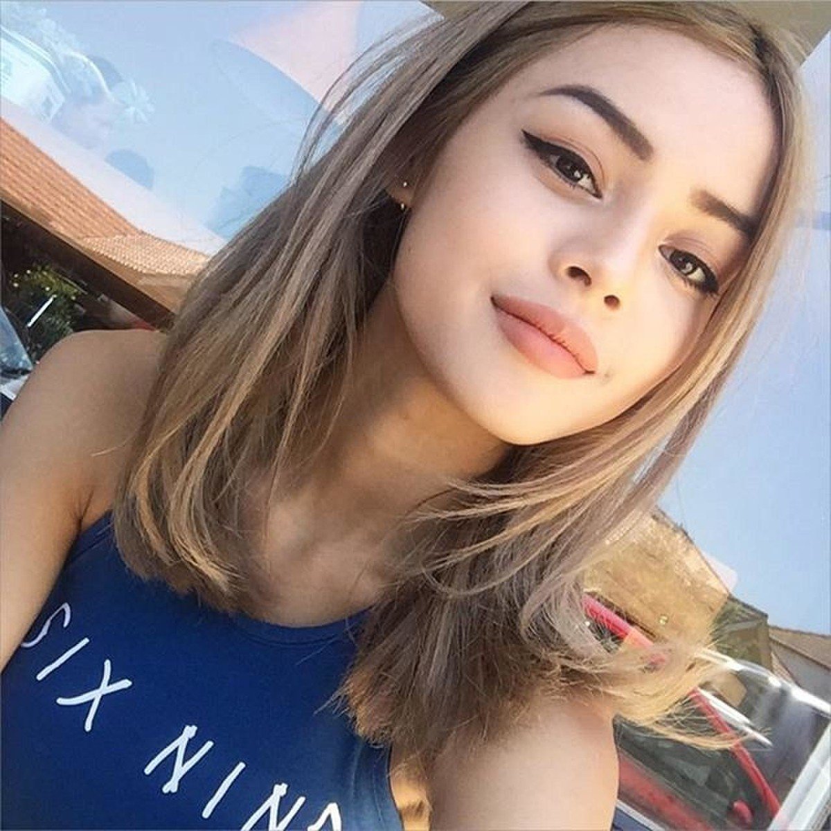 Лили Маймак блондинка