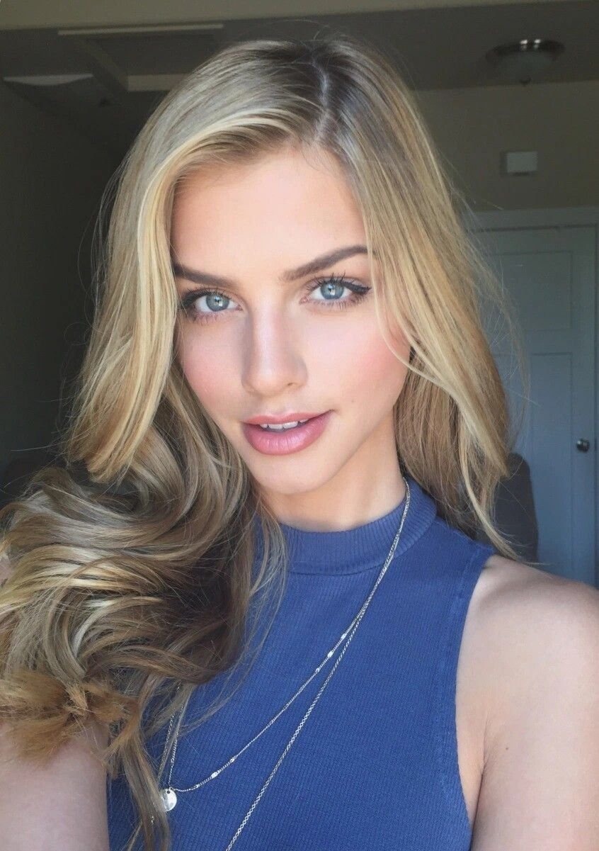 Marina Laswick (Марина ласвик)