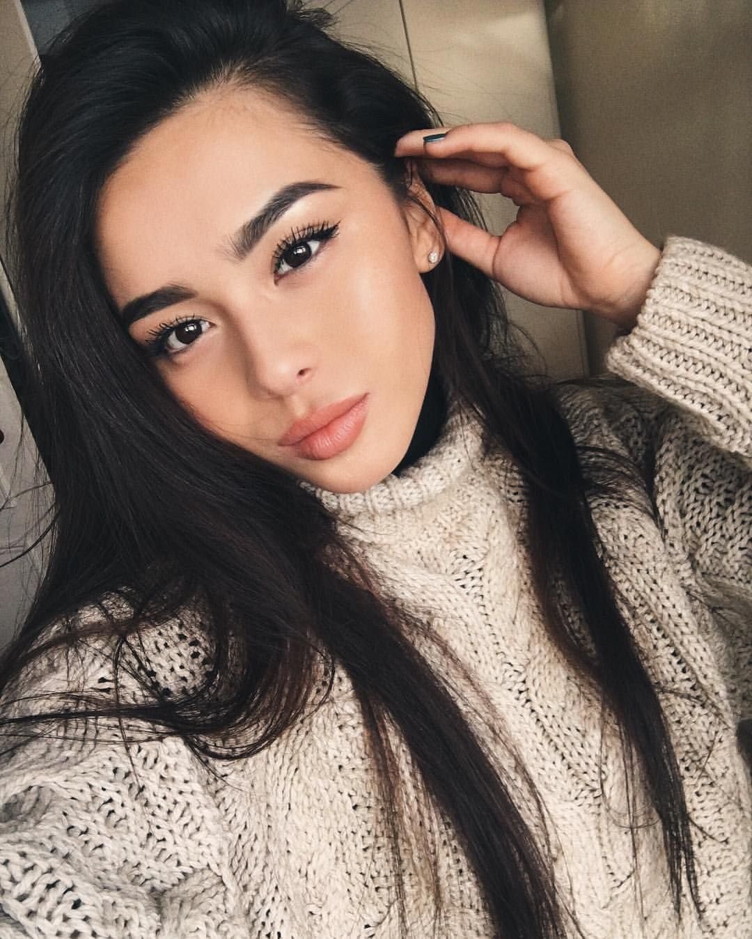 Айжана Асемова