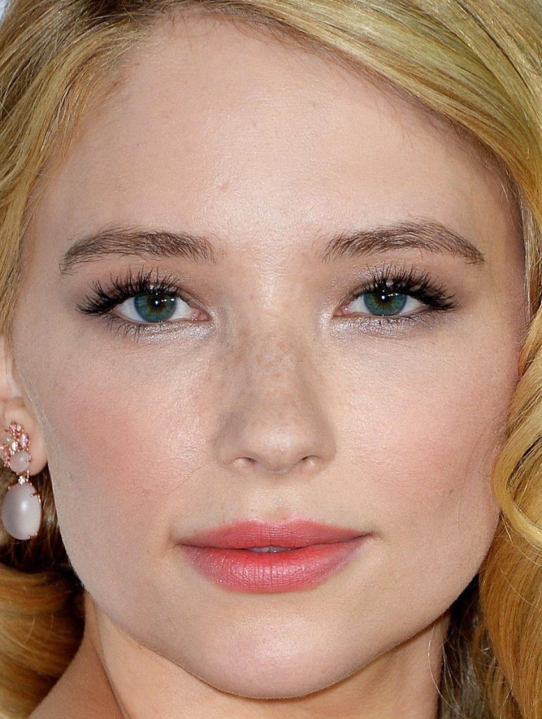 Hooded Eyes opposite