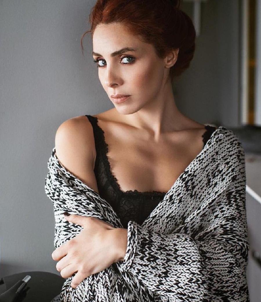 Актриса Нур Айсан
