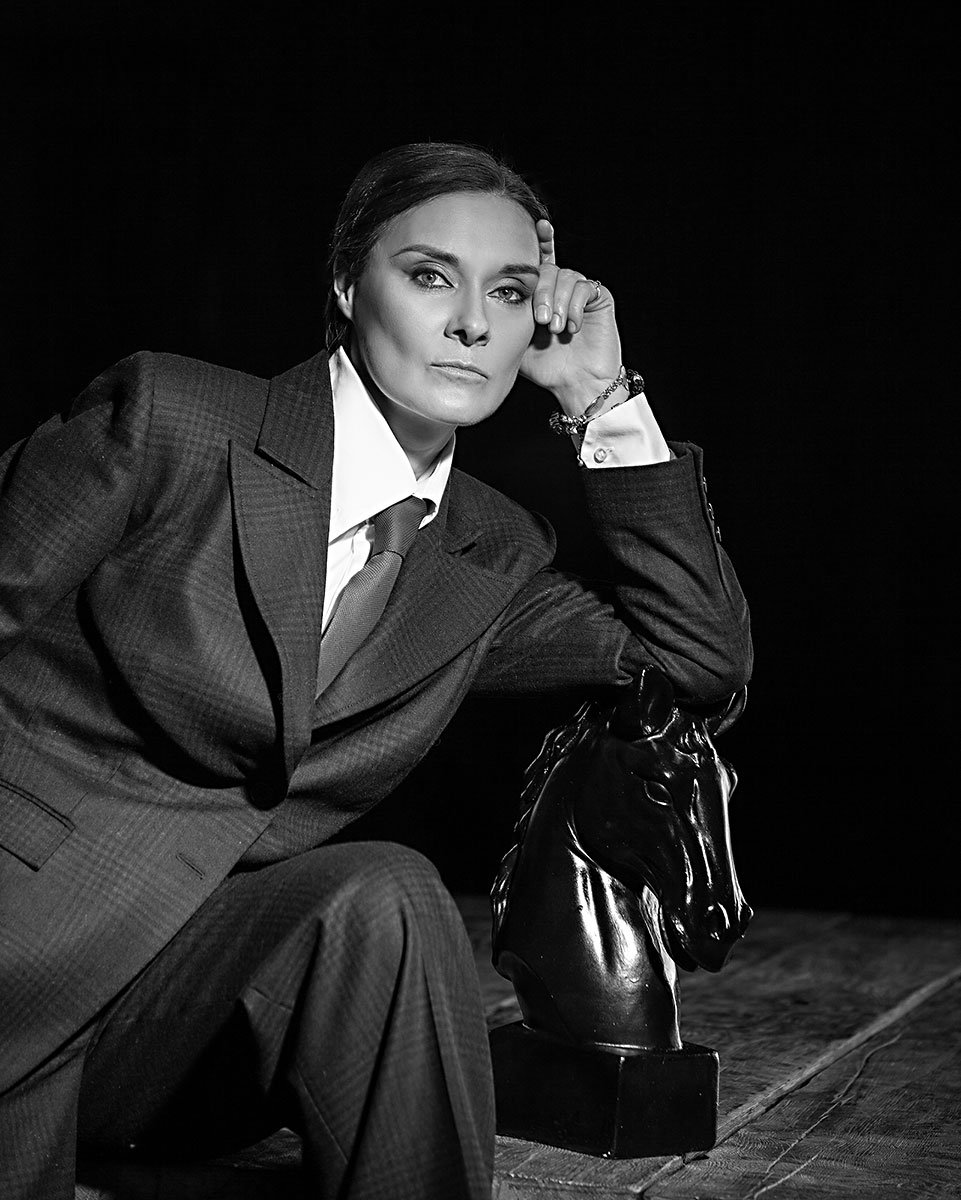 Ханна Артертон feet