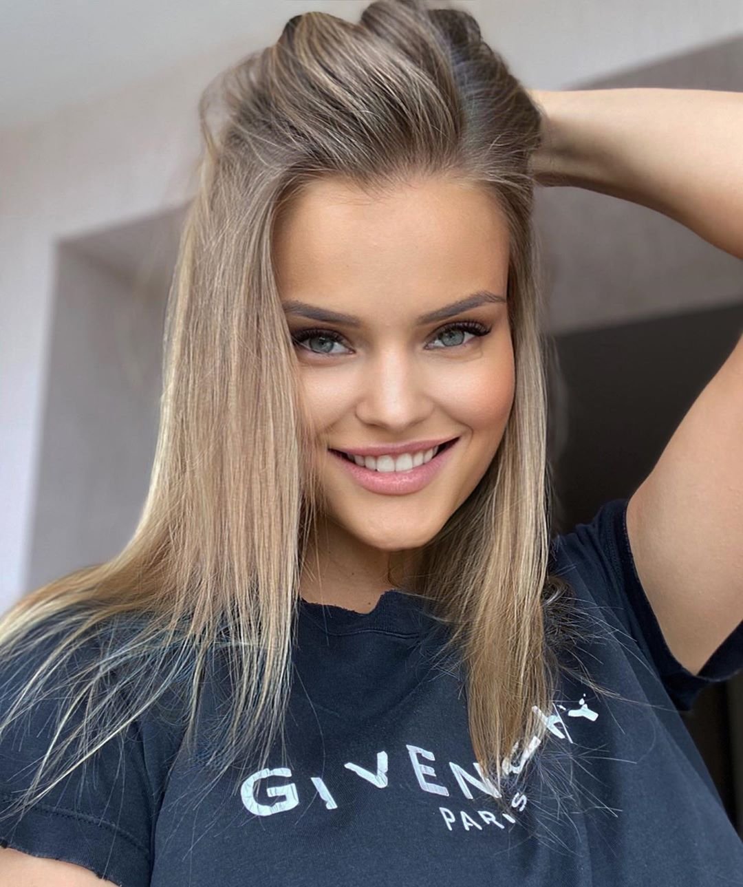 Катя Григорьева hot