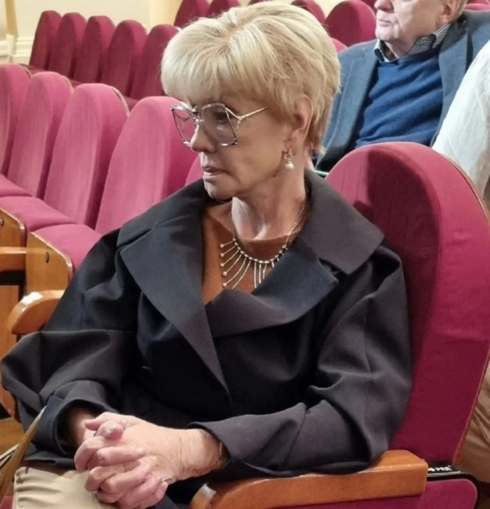 Вера Алентова муж Меньшов
