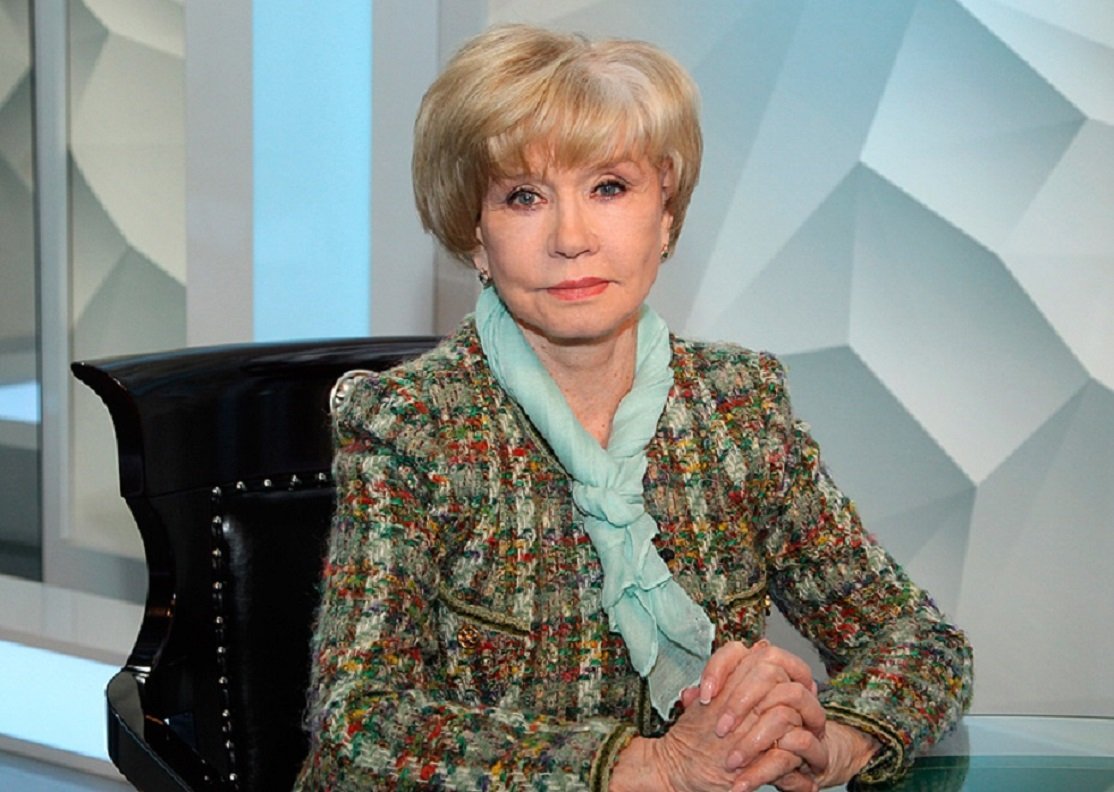 Вера Алентова