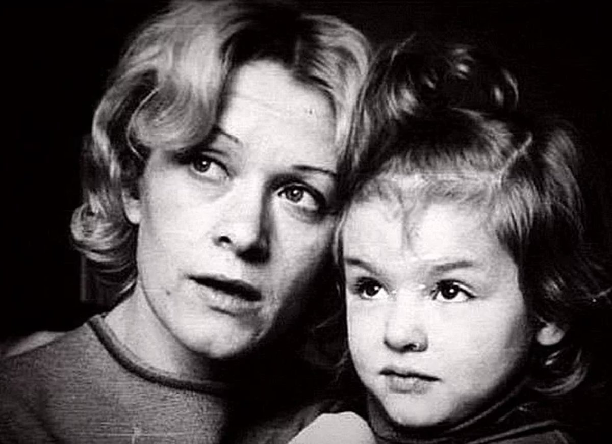 Ксения Хаирова
