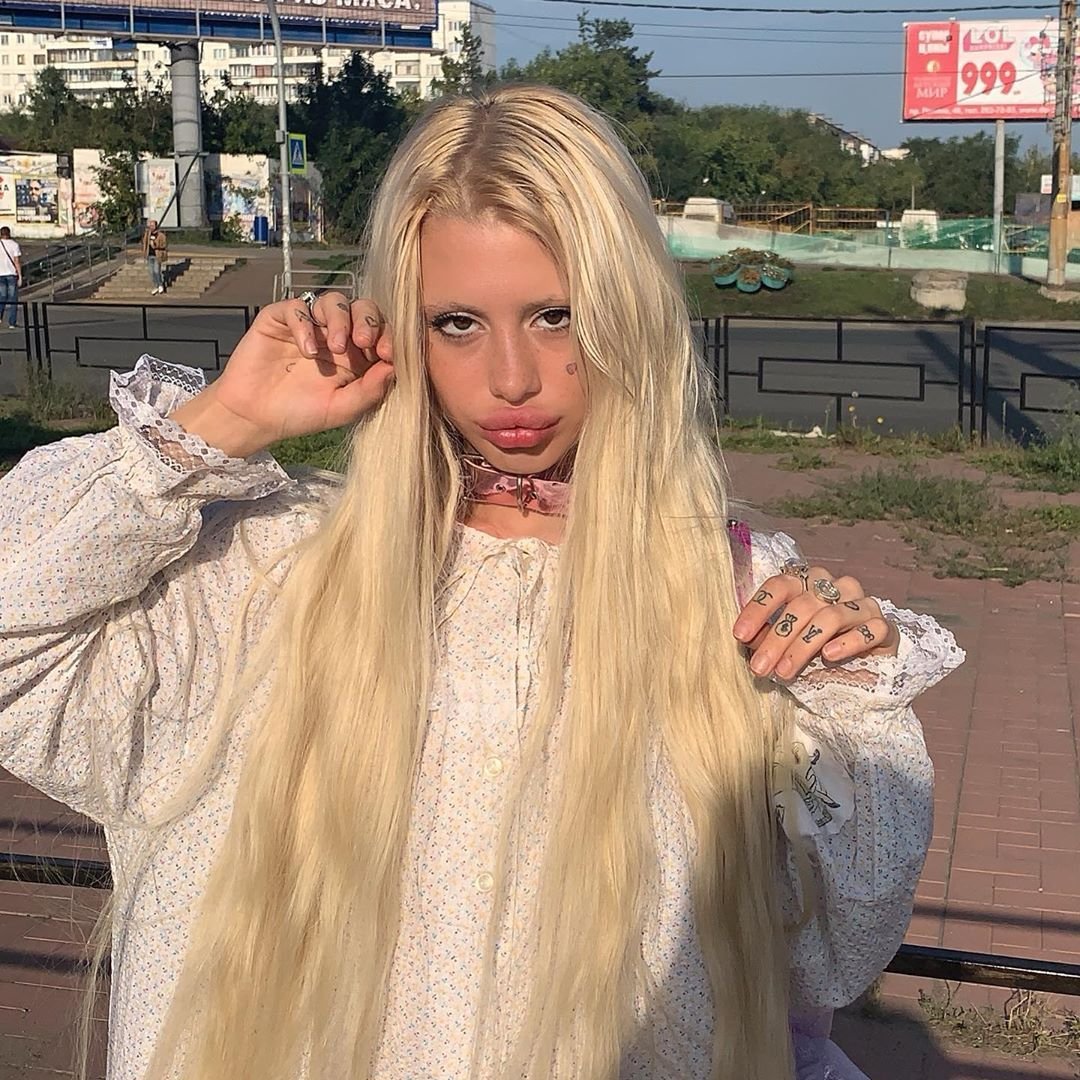 Анна Михеева хофманита