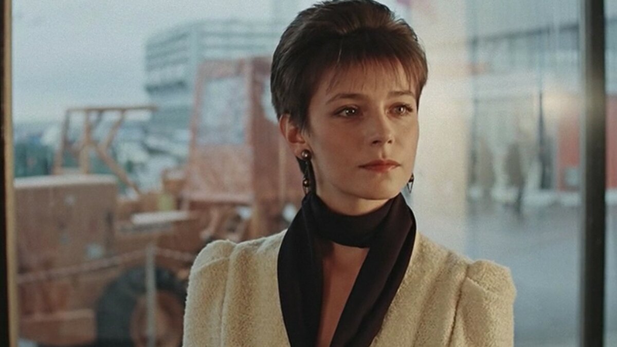 Елена Сафонова