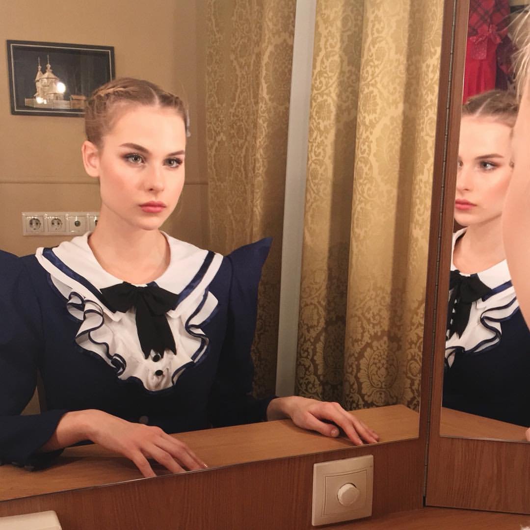 Алёна Комарова