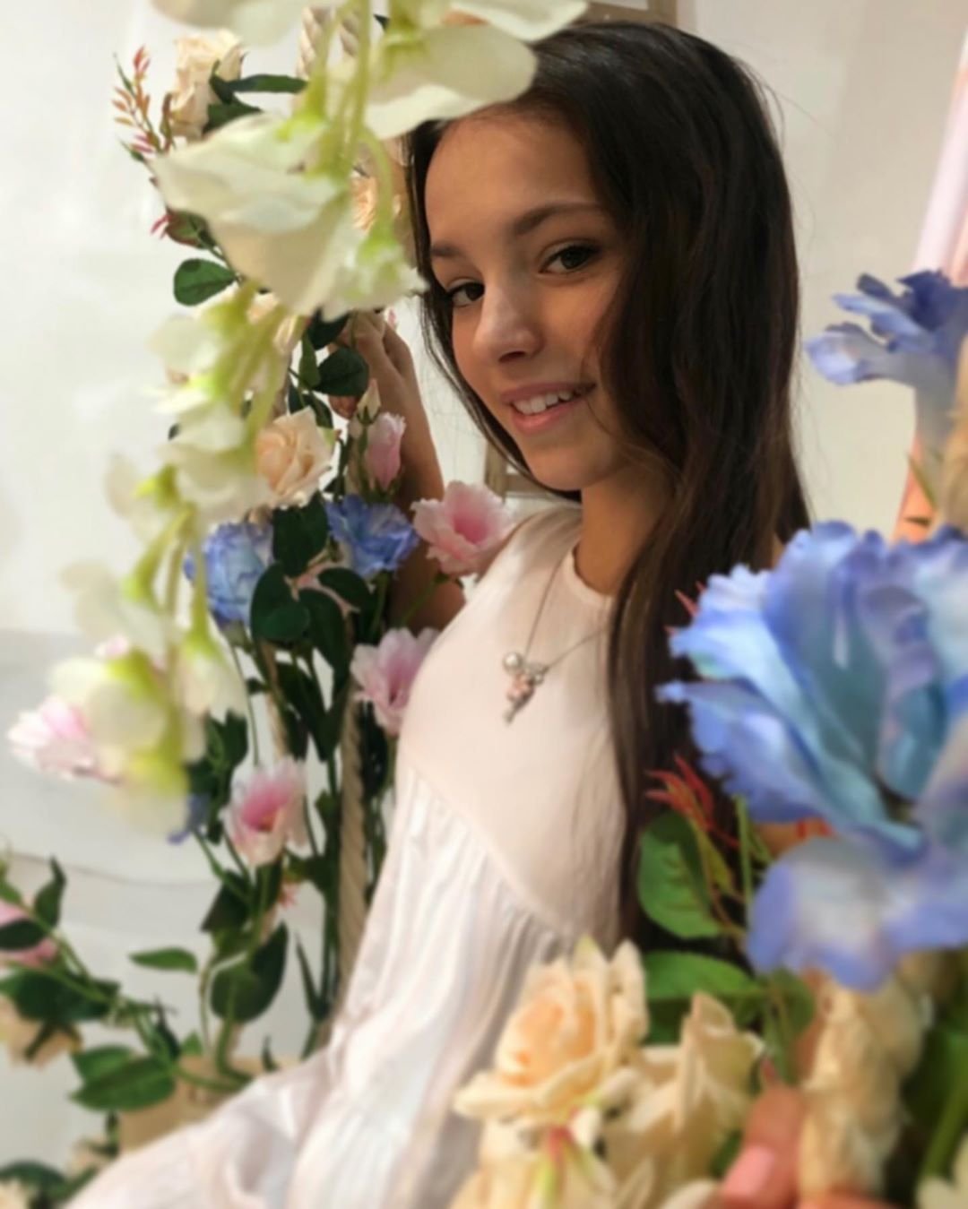 Алина Загитова Tatler