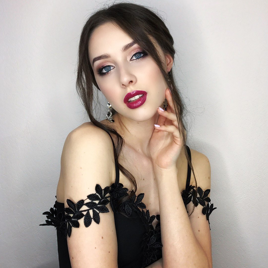 Марина Александрова модель