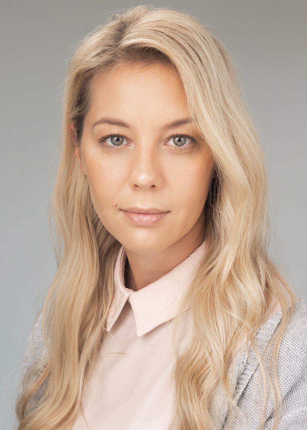 Карина Дикун