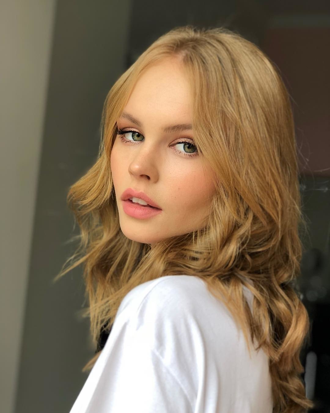 Анастасия Щеглова актриса