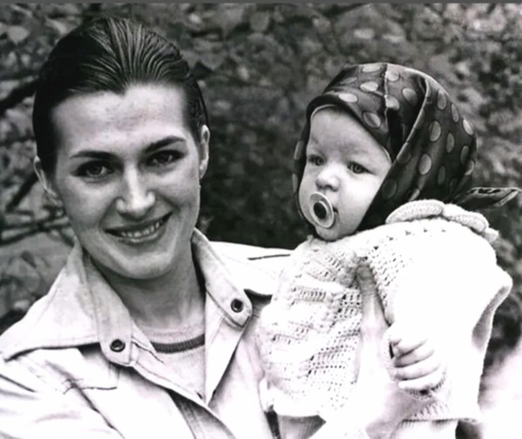 Галина Логинова актриса