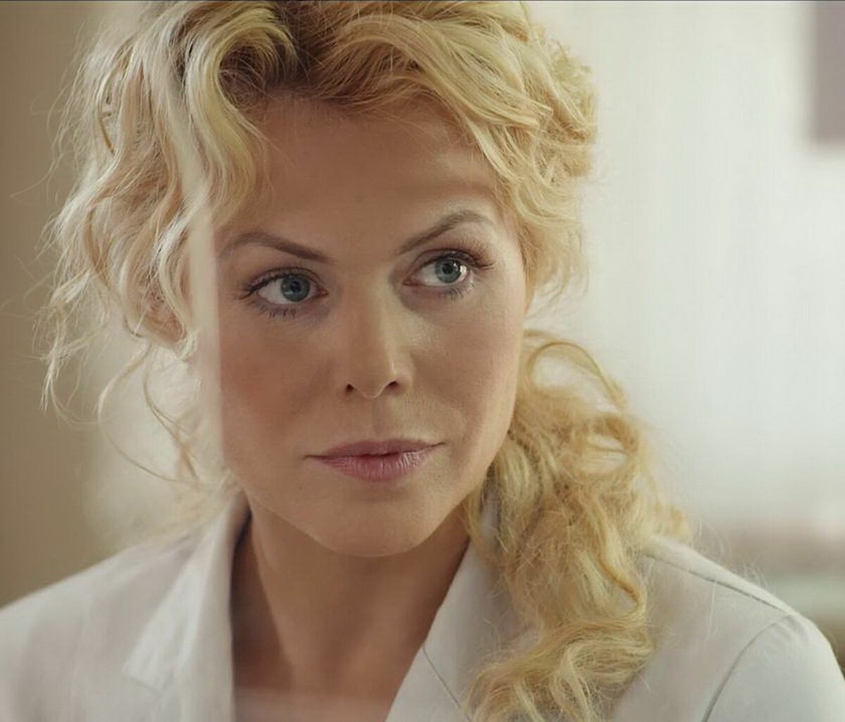 Анна Фэрис Maxim