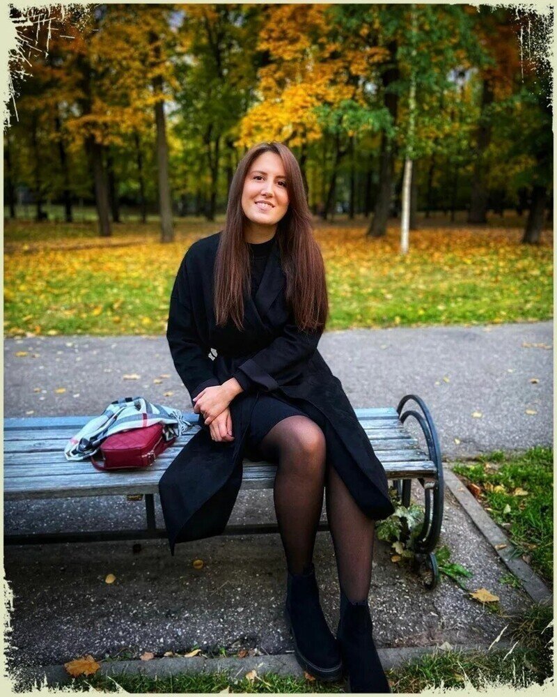 Кэти Луиз Саундерс feet