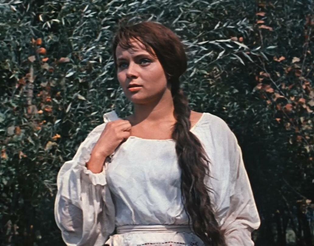 Валентина Николаенко в фильме "свадьба в Малиновке" (1967)