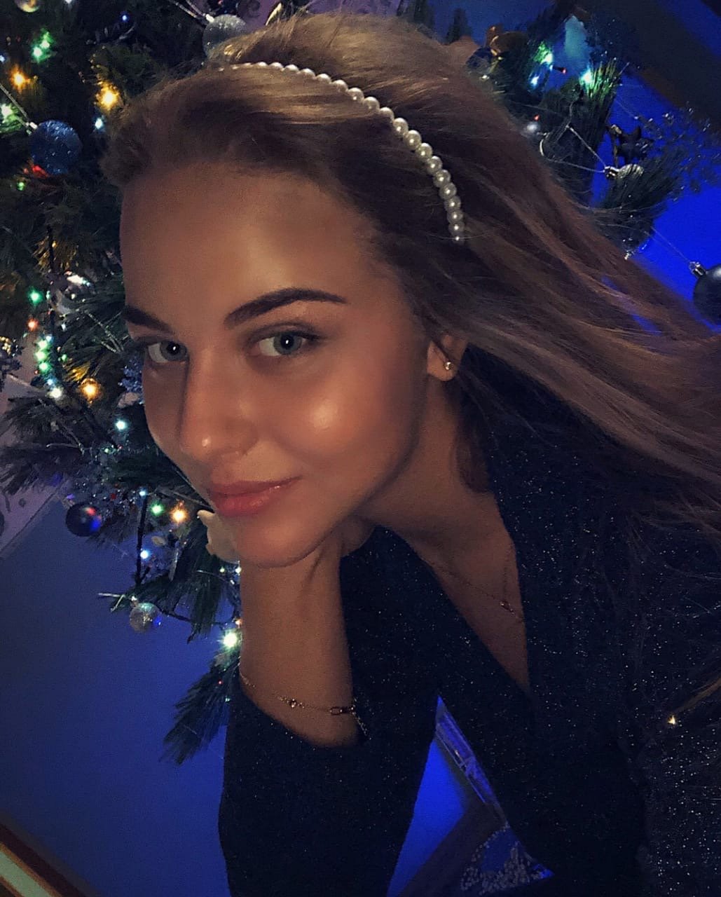 Александра Никифорова Максим