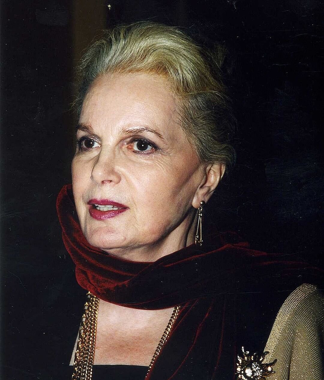 Элина Быстрицкая
