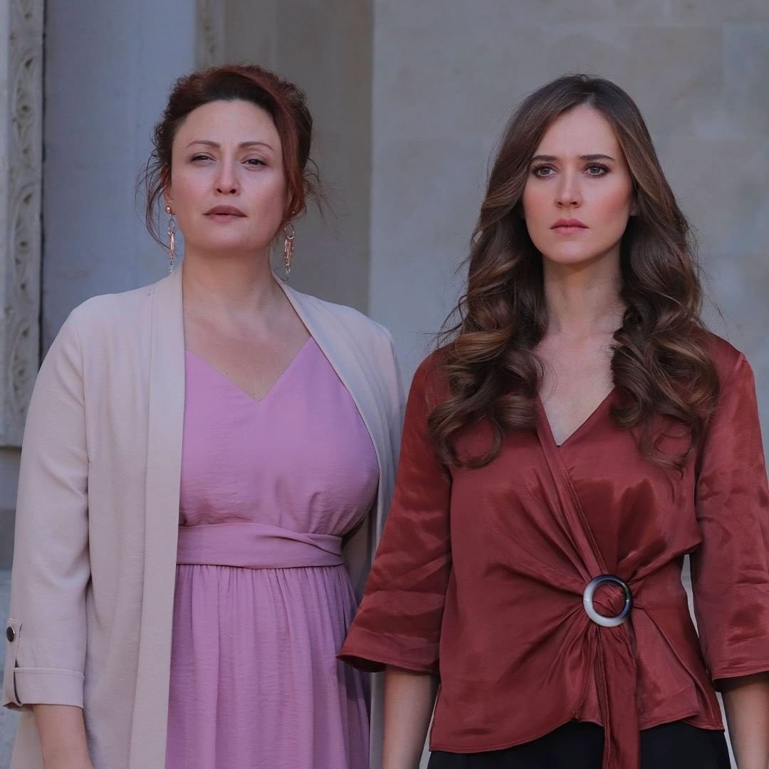 Элиф Hercai