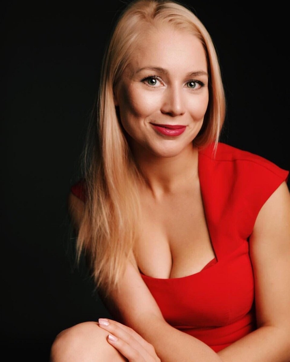 Марина Коломина актриса