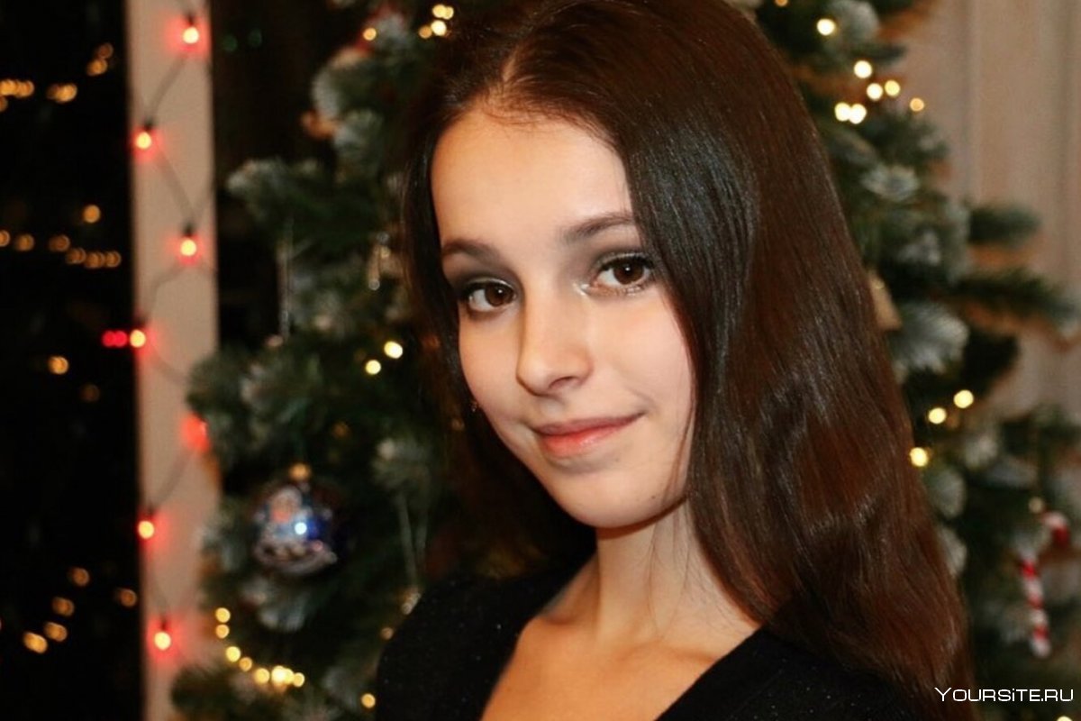 Анна Святославовна Яновская