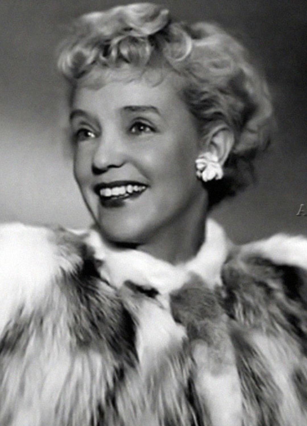 Ладынина Марина актриса
