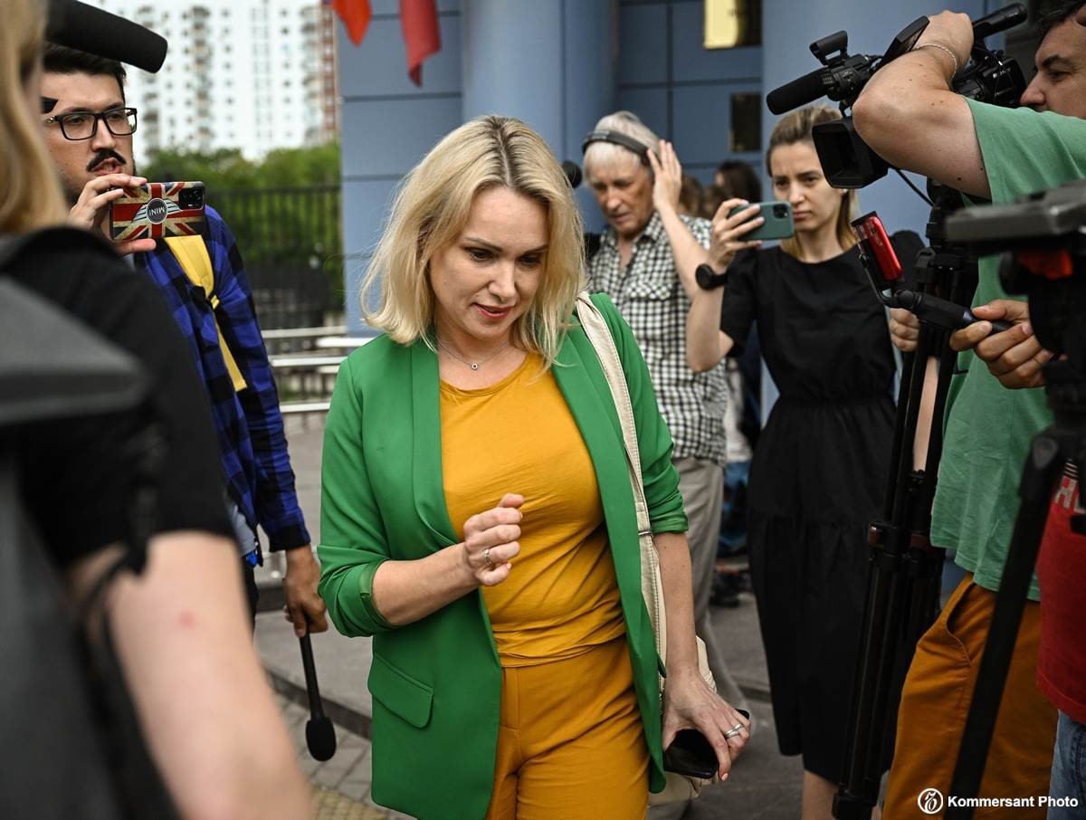 Журналистка Овсянникова первого канала