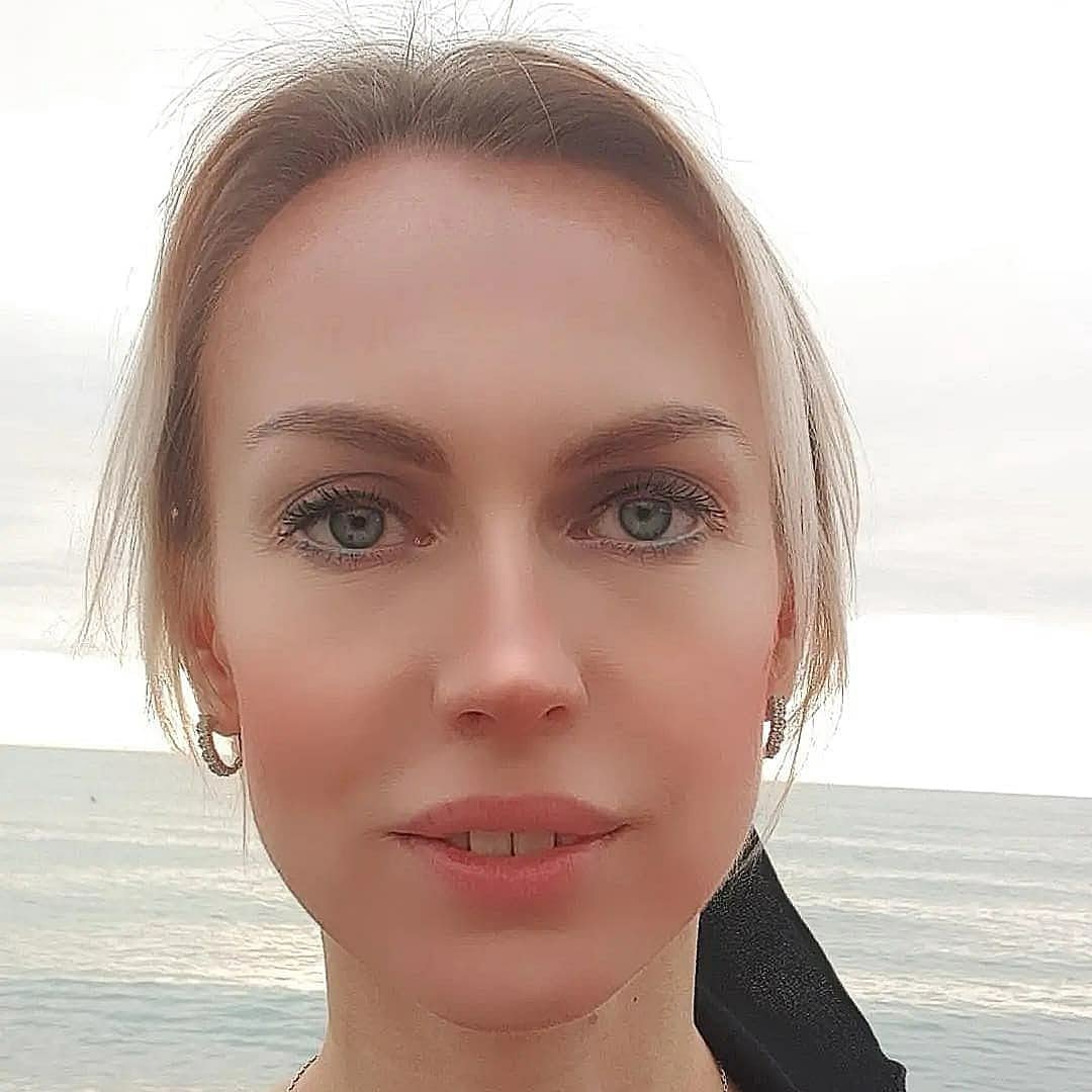 Актриса Мария Зубарева фото в купальнике