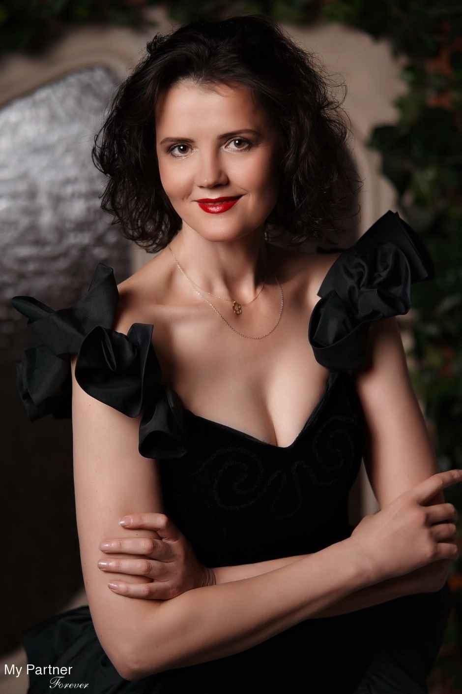 Елена Копыль в фильме "дама с попугаем"