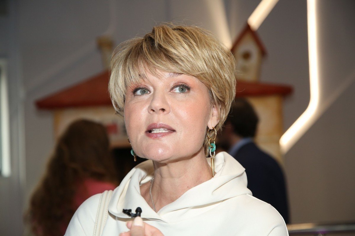 Юлия Меньшова 2004