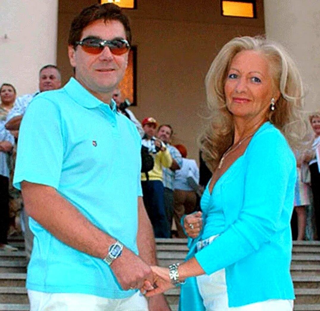 Маковецкий с женой 2021