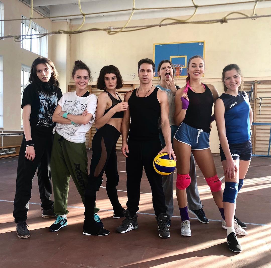 Ангелина Поплавская Дылды
