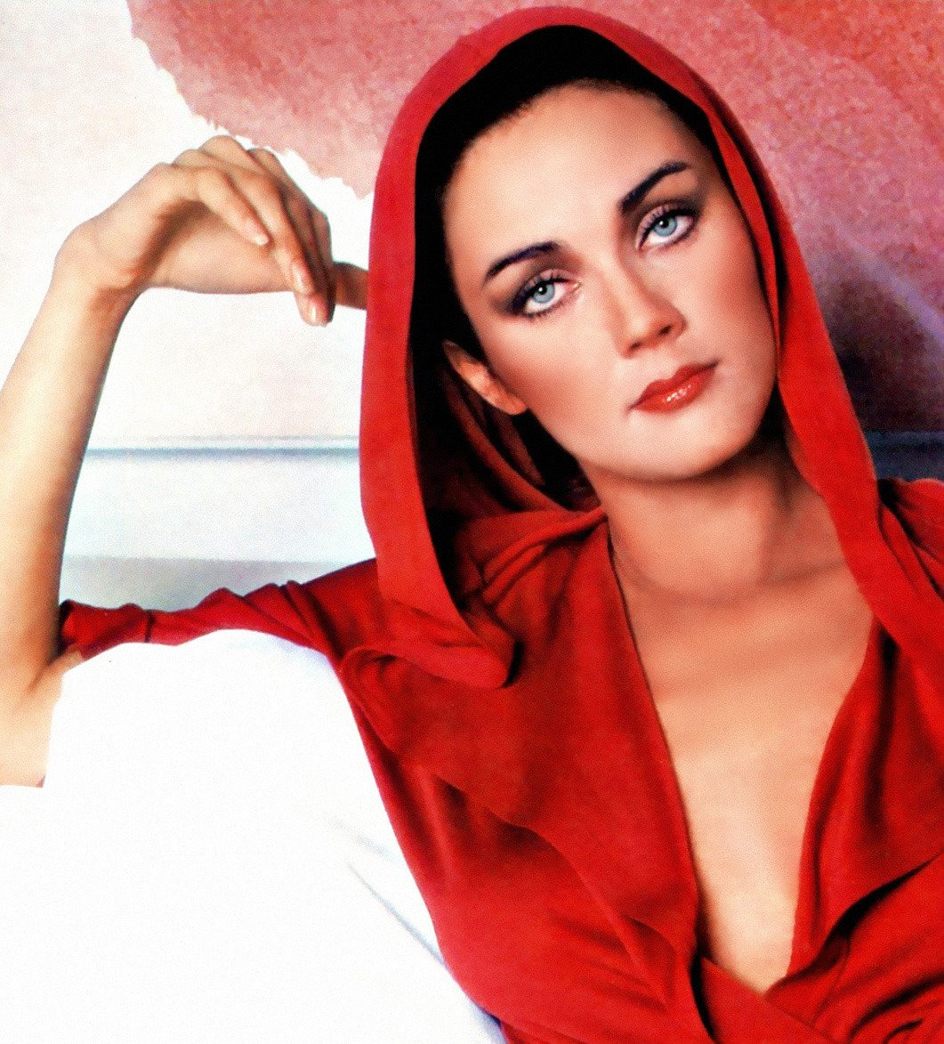 Lynda Carter 1972