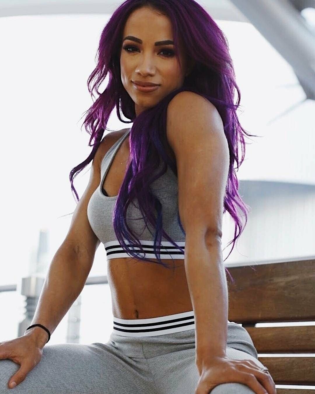 Sasha Banks hot
