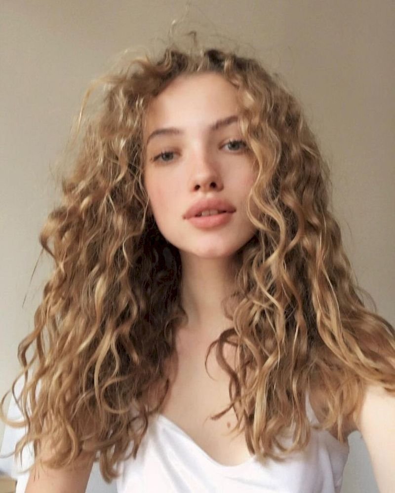 Лина Шеховцова