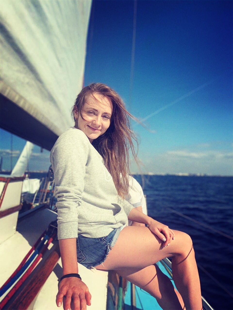Анастасия Макеева в купальнике