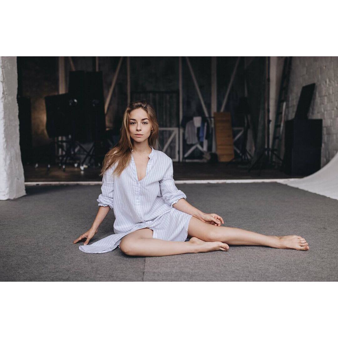 Рина Гришина feet