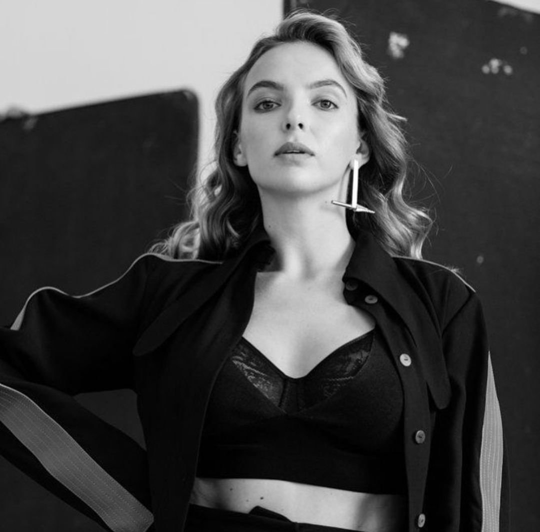 Dazzling Jodie comer