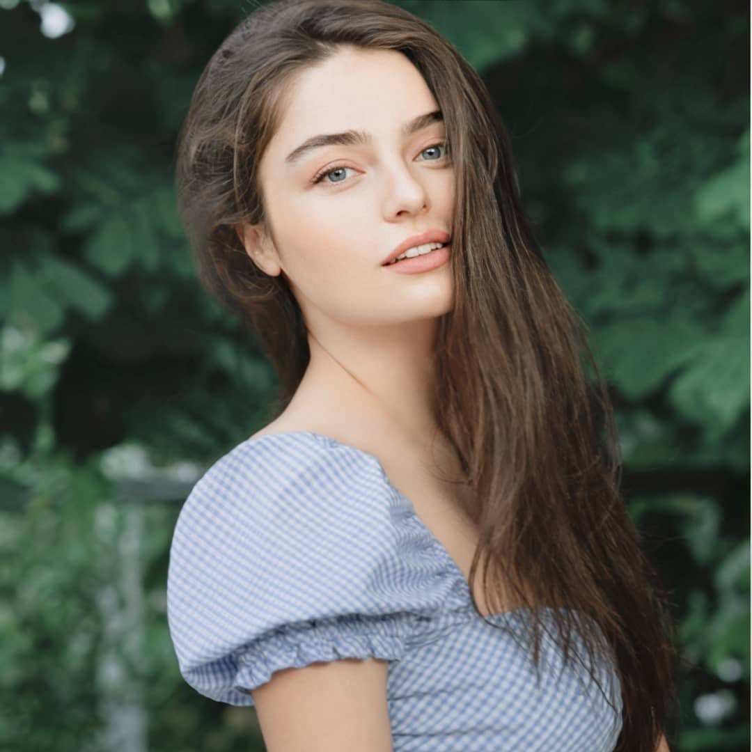 Актриса Айча Айшин Туран