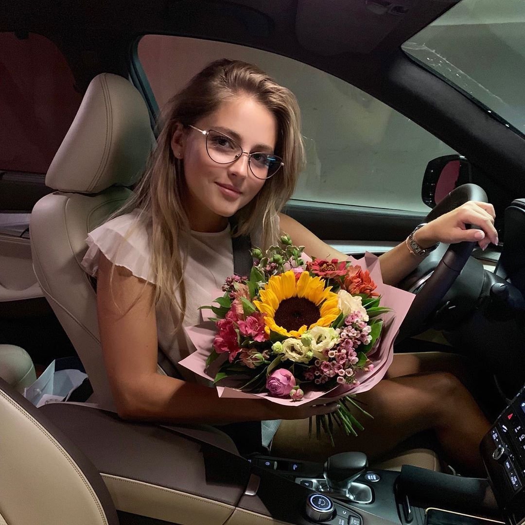 Полина Волынец модель