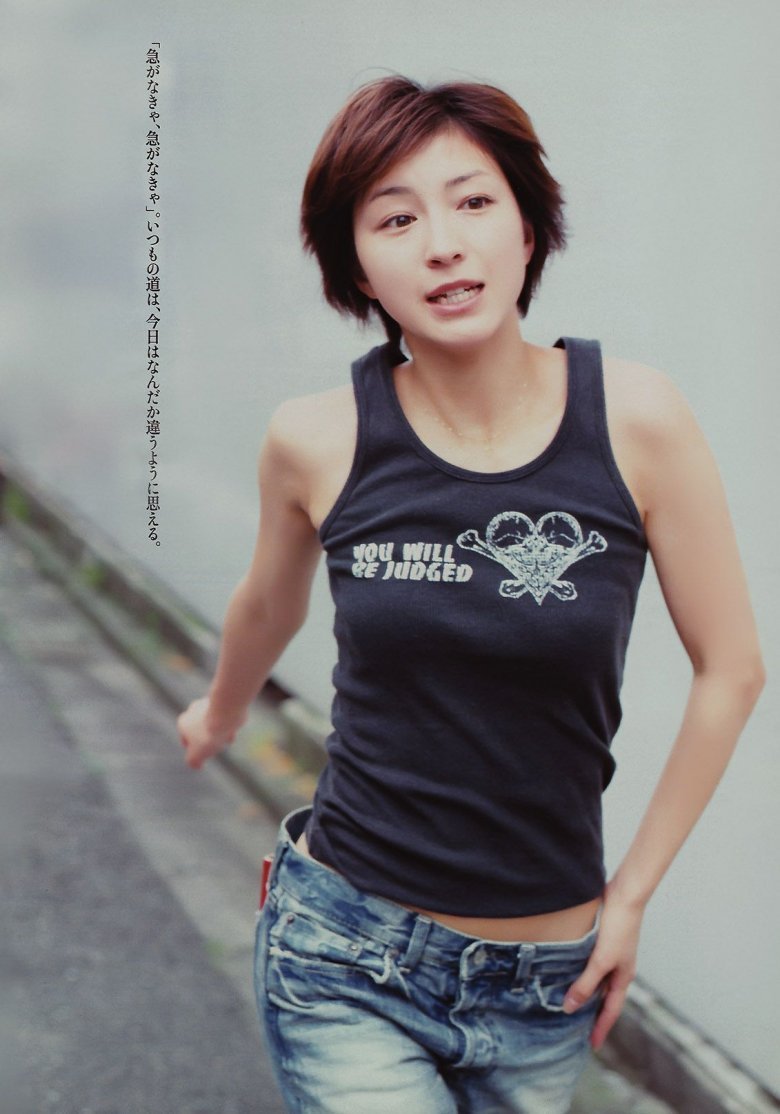Yumi Sugimoto фото